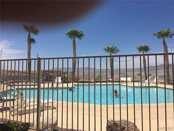 4th image of 2534 Mountain Crest Dr