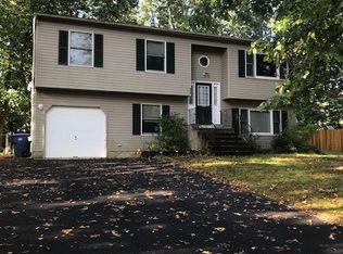 206 Idaho Trl, Browns Mills, NJ 08015
