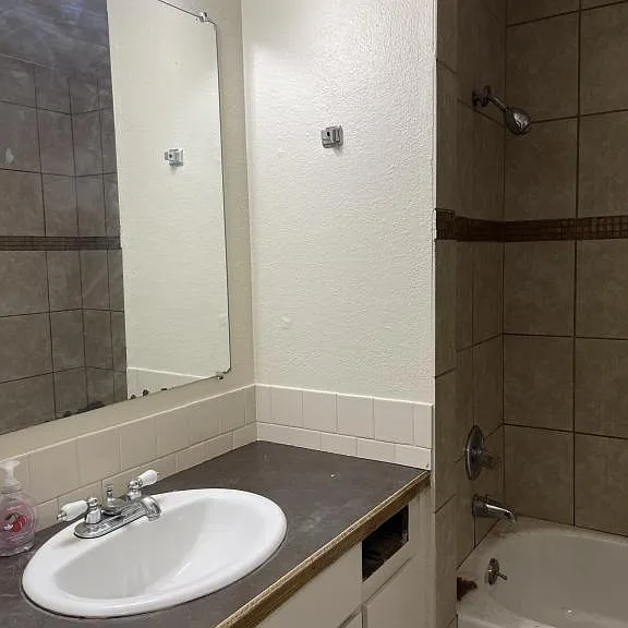 3318 SE 148th Ave — Photo 4