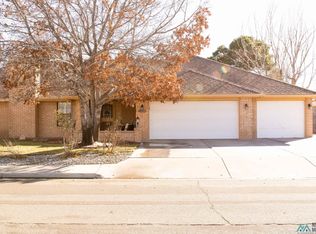 1204 San Juan Dr, Roswell, NM 88201