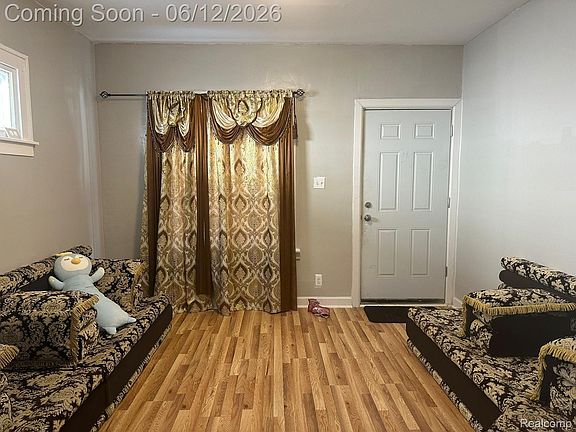 4th image of 13451 Eureka St