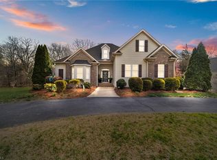 6200 Tether Ct, Summerfield, NC 27358