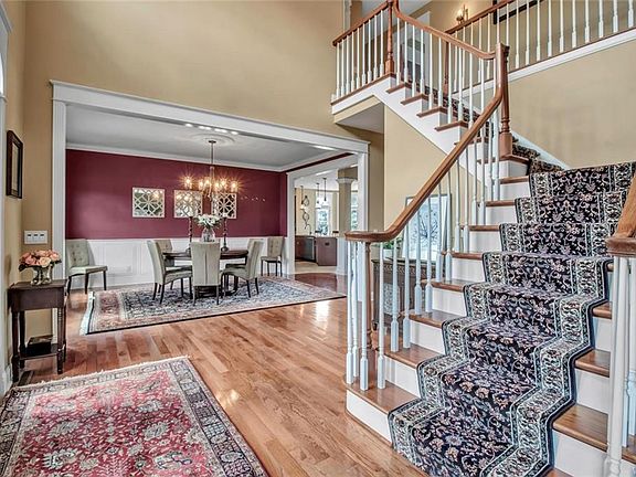 3rd image of 5406 Center Pine Ln
