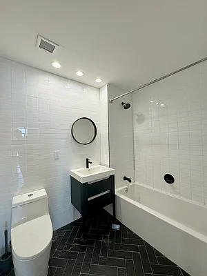 Rented by Pear NYC LLC | media 31