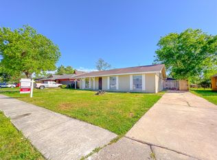 2815 Monticello Dr, Houston, TX 77045
