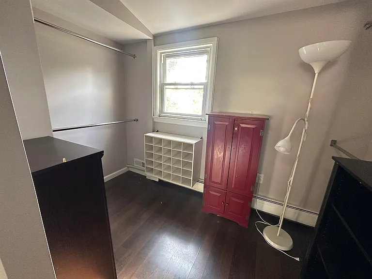 777 Oakwood Ln — Photo 16