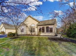 72 Villa Pointe Dr, Springboro, OH 45066