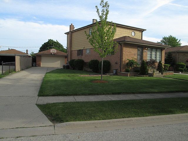 1st image of 3830 N Emerson Dr
