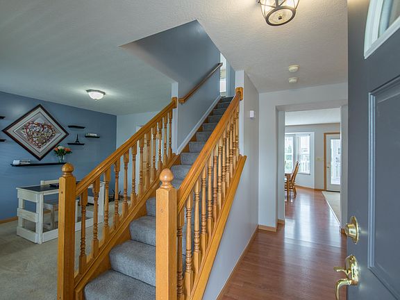 4th image of 4494 Teabury Sq N