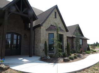 819 S Morgan Rd, Blanchard, OK 73010