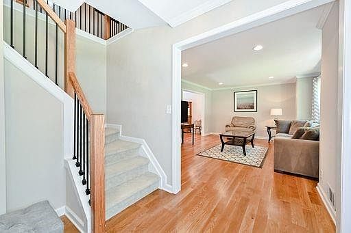 3rd image of 260 Post House Ct SE