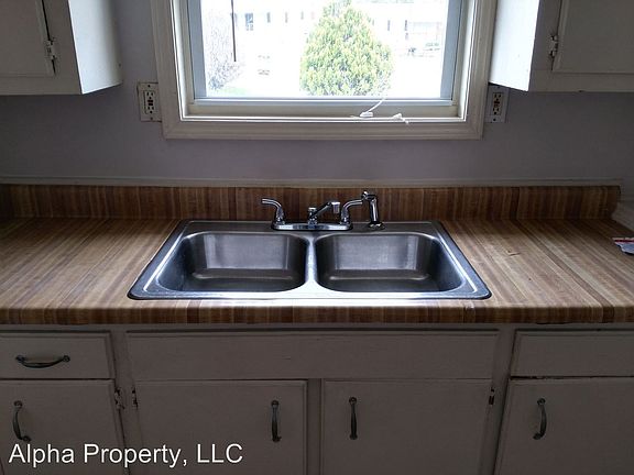 5th image of 10 Lanford Dr #A