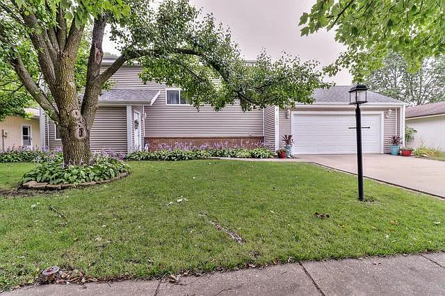 1509 Sandpiper Ln photo 1