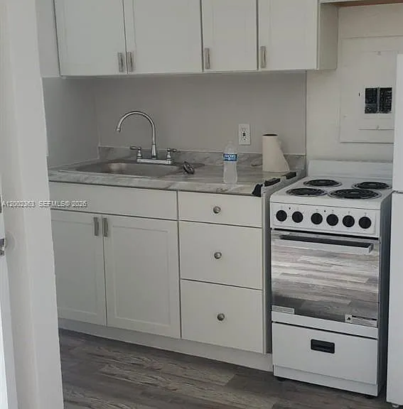 8545 Harding Ave #5 — Photo 7