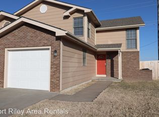 307 Commanche Ct, Junction City, KS 66441