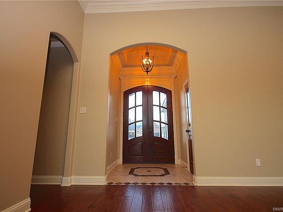 2nd image of 713 Dumaine Dr