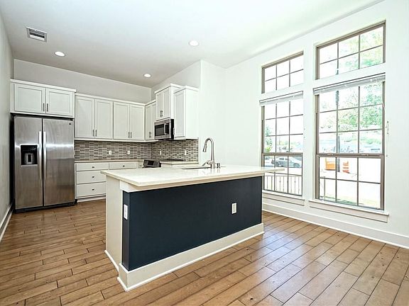 5th image of 5309 William Holland Ave #2