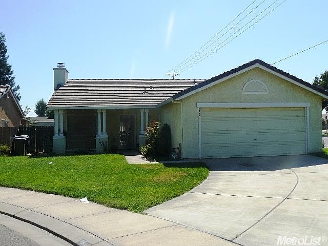 2nd image of 9508 N Meadowcrest Ct