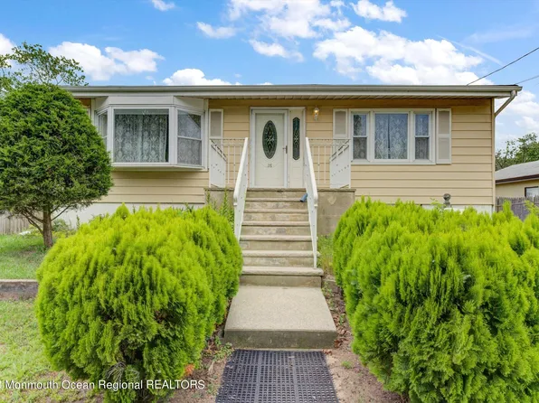 28 Curren Street, Hazlet, NJ 07734