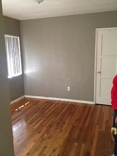 1st image of 10865 Kling St