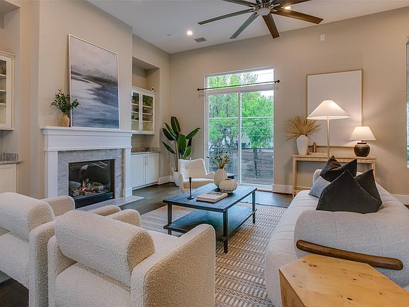3rd image of 381 E Greenbriar Ln APT 804
