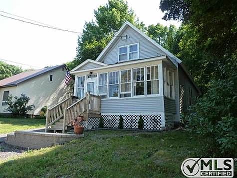 1st image of 403 W Baraga Ave