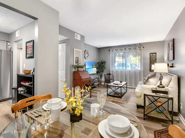 7086 Wildwood Cir APT 89, Louisville, KY 40291