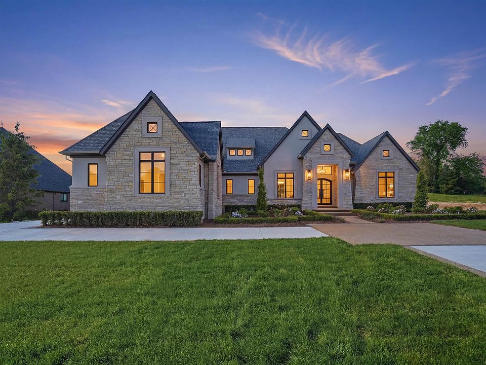 1st image of 5803 Cotswold Dr #17