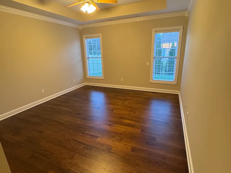 1731 Bellshire Way — Photo 9