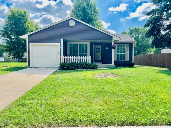 2104 Navarone Dr, Naperville, IL 60565