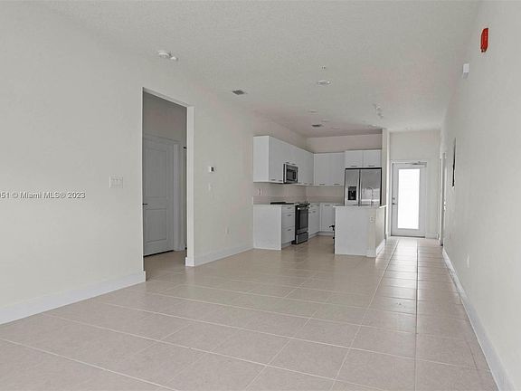 5th image of 8001 NW 41 St #106