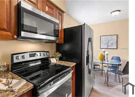 3rd image of 2321 Whittier St
