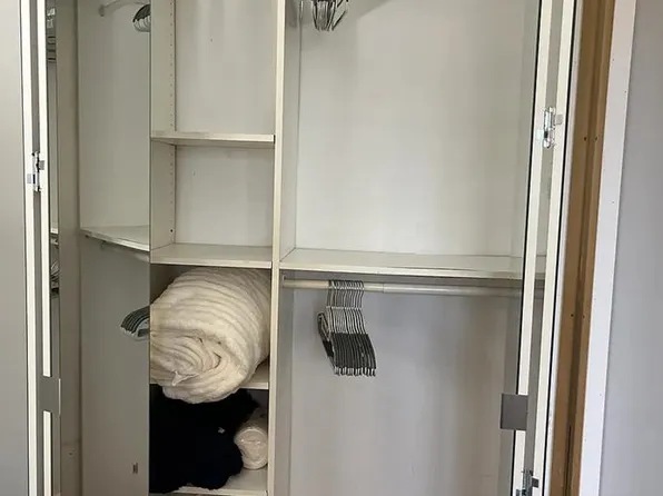 10 Huron Avenue image 25 of 35