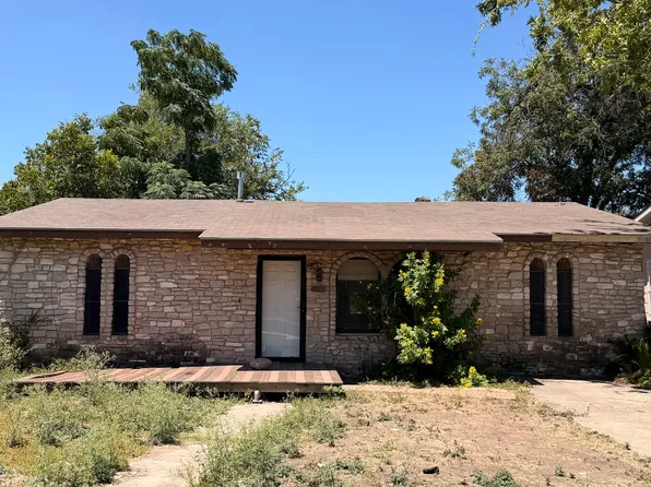 3703 S PINE ST, San Antonio, TX 78223