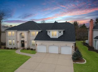 3123 White Eagle Dr, Naperville, IL 60564