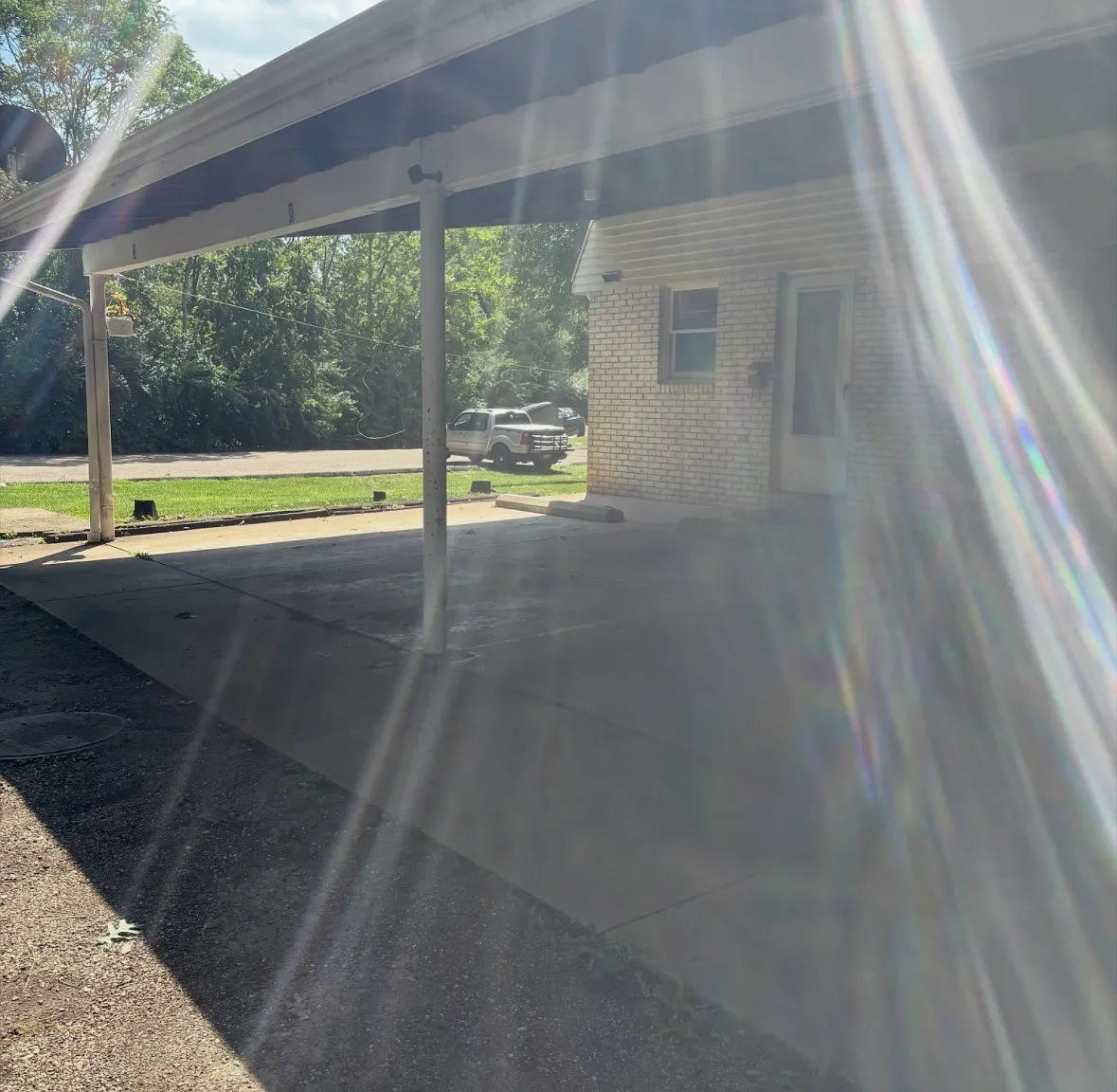 2 bed, 900 sqft, $1,045 — Photo 1