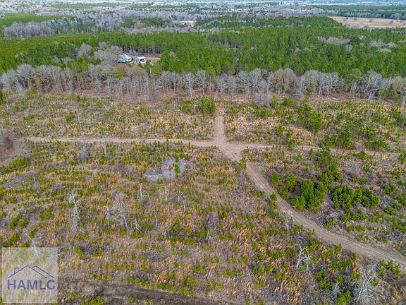 2nd image of 2 Bell Line Rd
