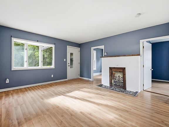 2nd image of 1401 Sherwood Ave