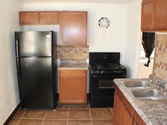 2nd image of 205 E Forrest Hill Ave APT L