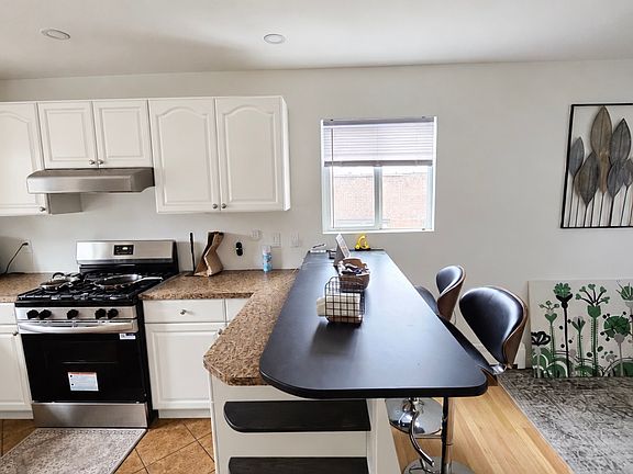 2nd image of 259 Shaler Blvd Floor 2