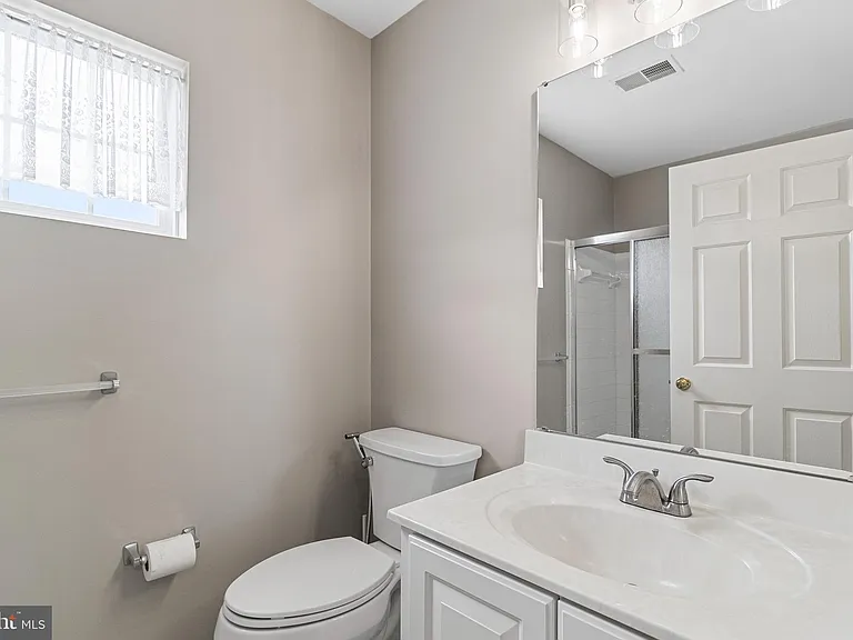 19028 Noble Oak Dr — Photo 20
