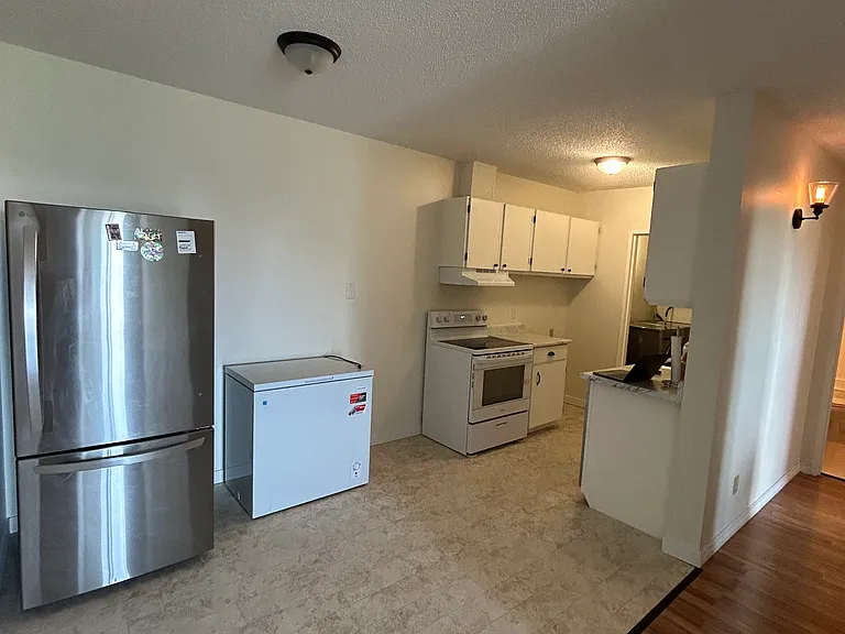 423 Tait Ct — Photo 5
