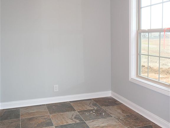 4th image of 749 Autumnwood Farms Lot 749