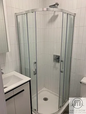 Rented by Hagstrom Management Inc | media 17