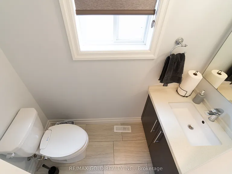 2591 Sheffield Blvd — Photo 18
