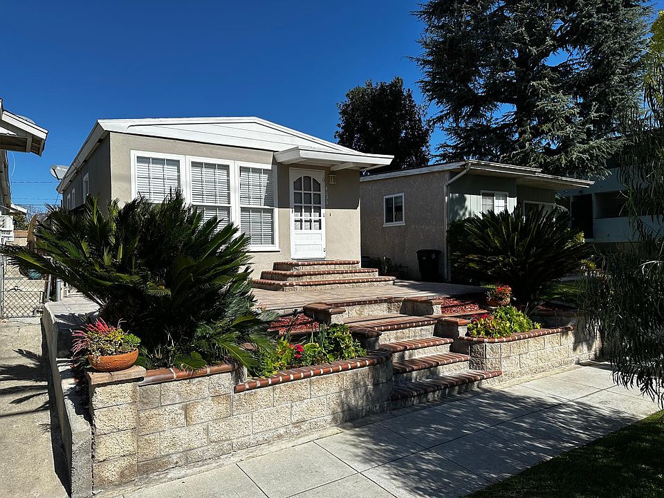 1st image of 403 W Alameda Ave