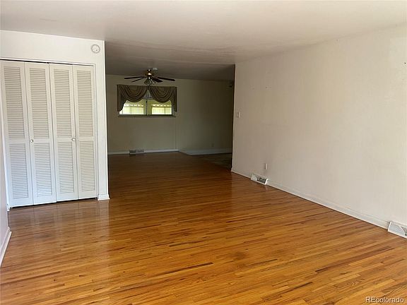 3rd image of 6037 Quail Court