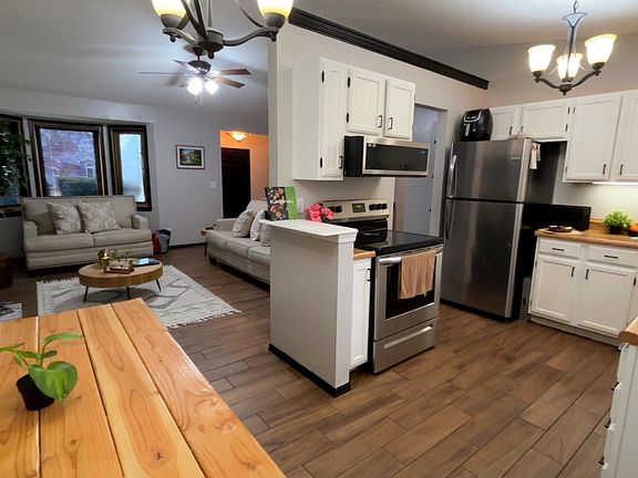 3rd image of 11926 W Bella Vista Cir