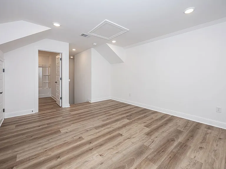 3711 Olivia Dr — Photo 53