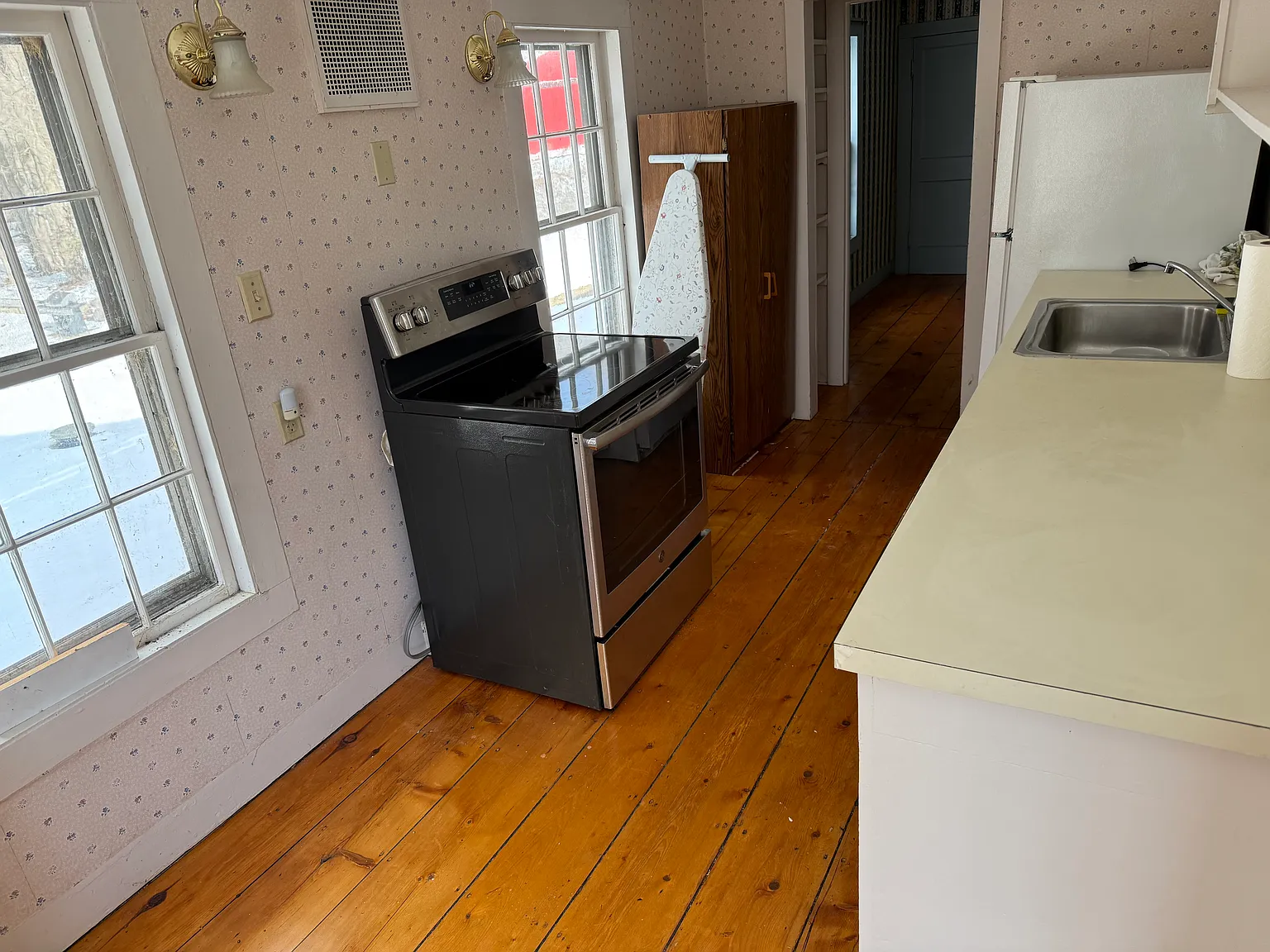 1 bed, 550 sqft, $1,500 — Photo 4